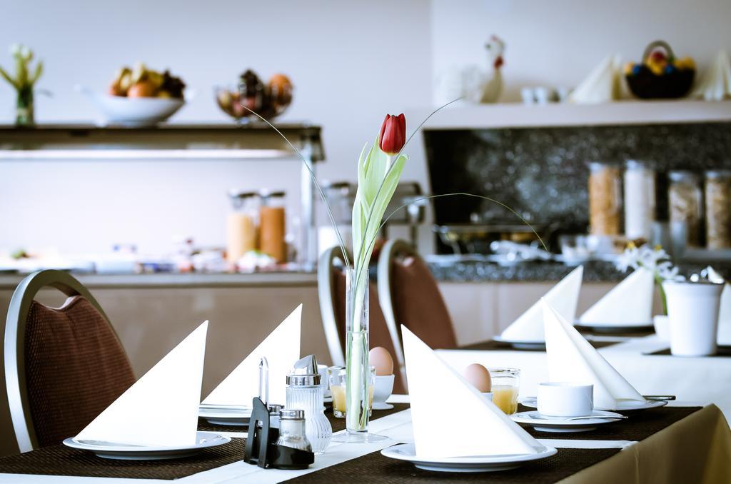 Waldhotel Sindelfingen Am Eichholz Ngoại thất bức ảnh