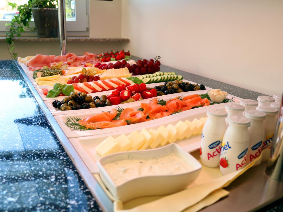 Waldhotel Sindelfingen Am Eichholz Ngoại thất bức ảnh
