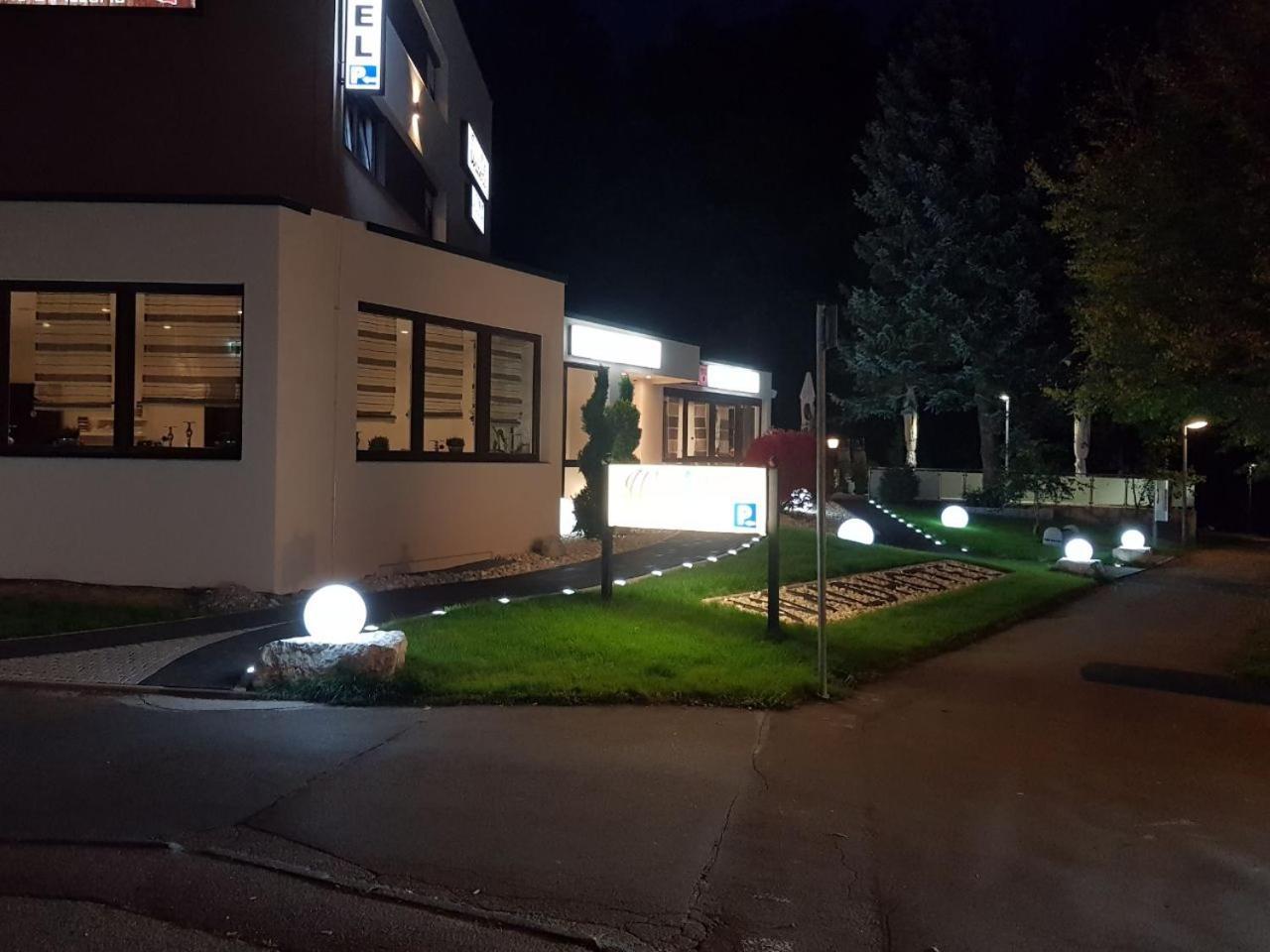 Waldhotel Sindelfingen Am Eichholz Ngoại thất bức ảnh